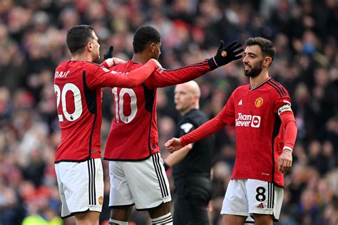 Man United vs Everton final score, result as Fernandes, Rashford get.